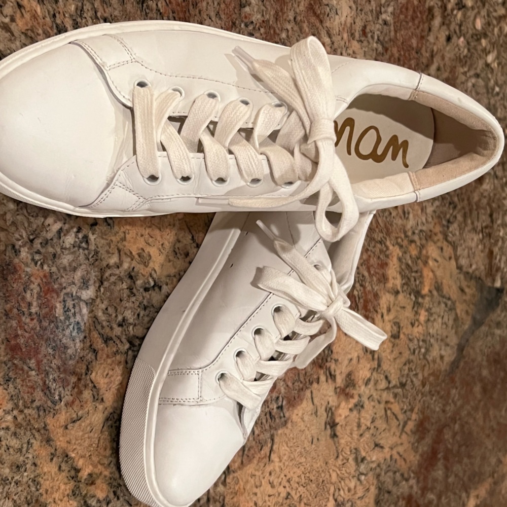 New Sam Edelman White Leather Fashion Sneakers, Ethyl  low top model Size 9 1/2
